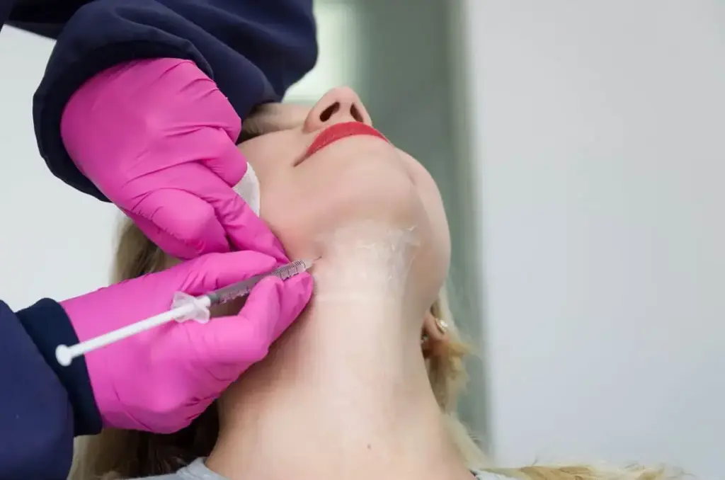 Kybella Treatment by Sei Tu Bella Aesthetics In Lutz Fl